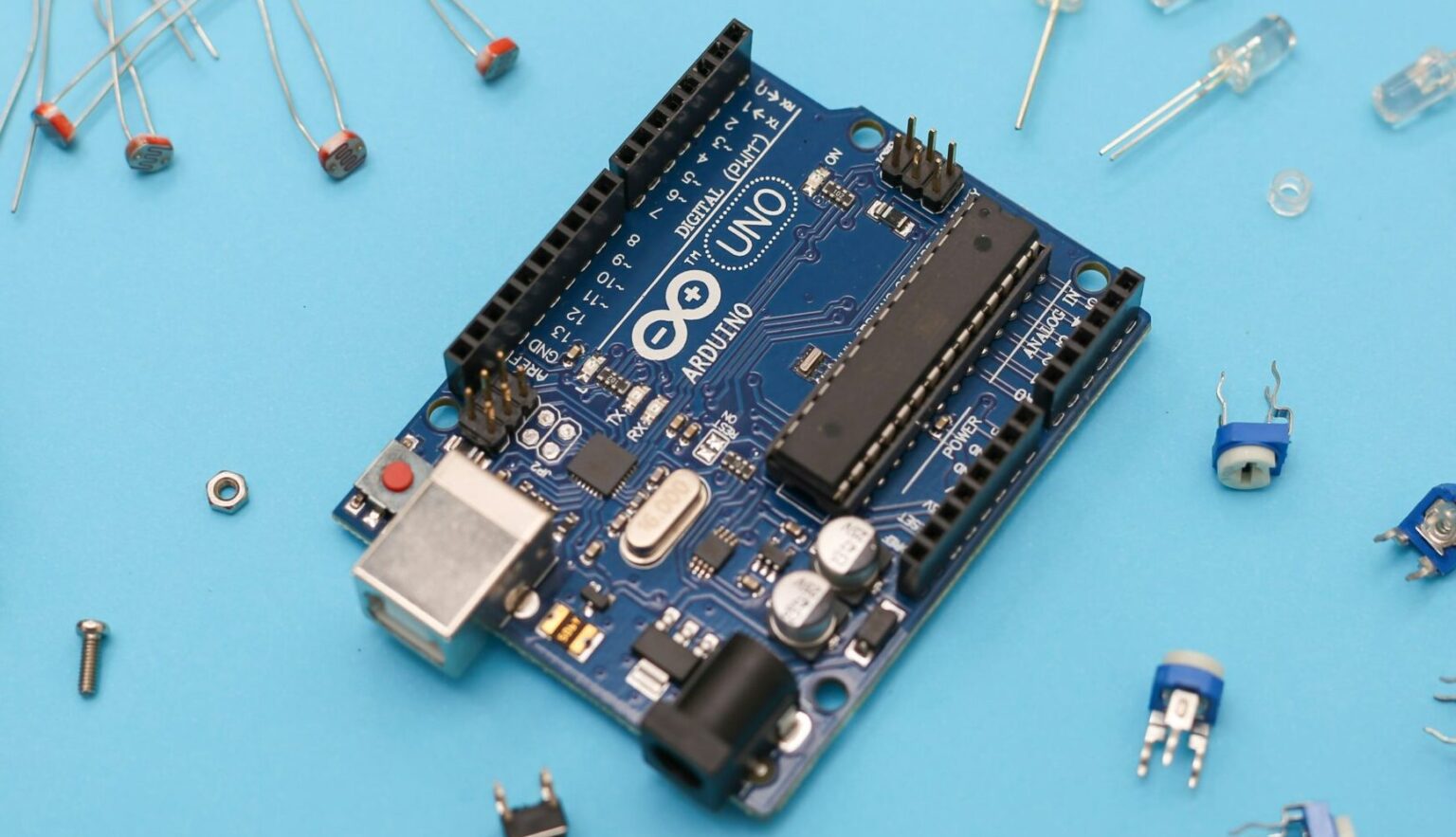 Arduino Microcontroller Guide: Boards & Basics