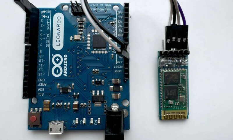 Arduino Bluetooth Tutorial - OmArTronics